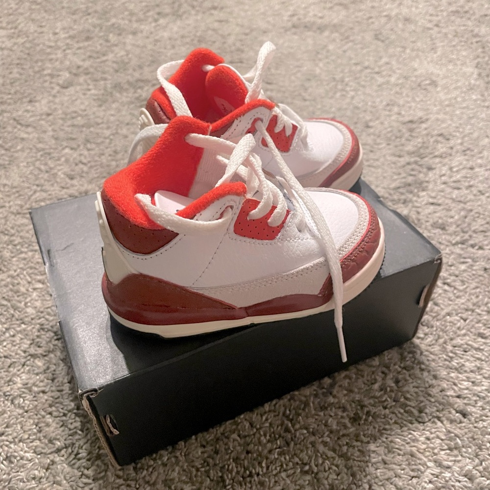 JORDAN 3 RETRO GS 'MARS STONE' size 5c